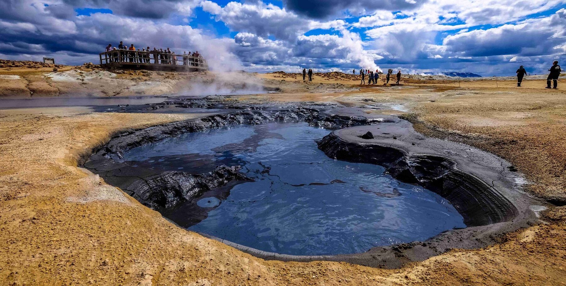 Geothermal and Hydropower Pioneers - Green Living Countries